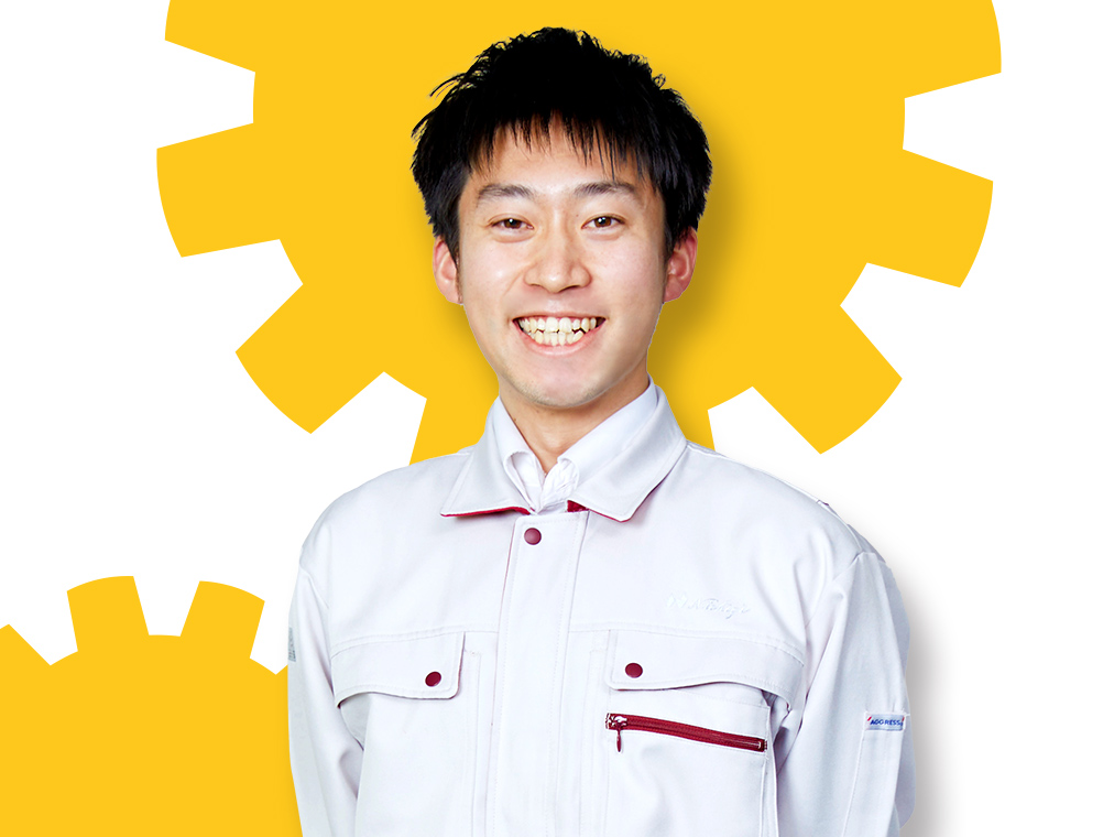 先輩(機械・電気設計職)